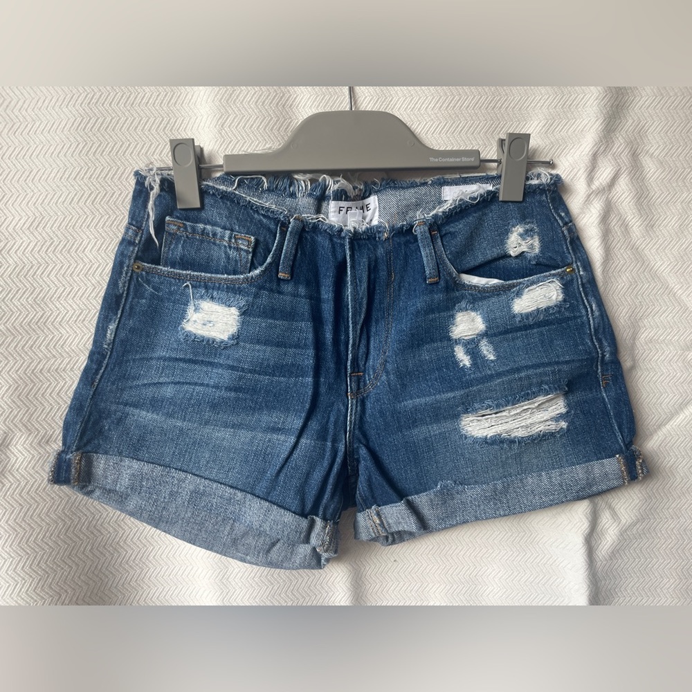 Frame Le Cutoff Jean Shorts in Medium Wash